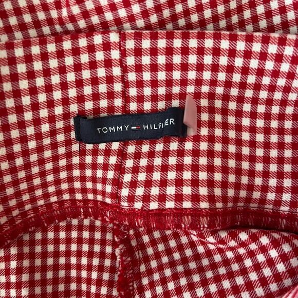 Tommy Hillfiger Women’s Bermuda Stretch Shorts Size 10, Red White Check - Picture 6 of 6